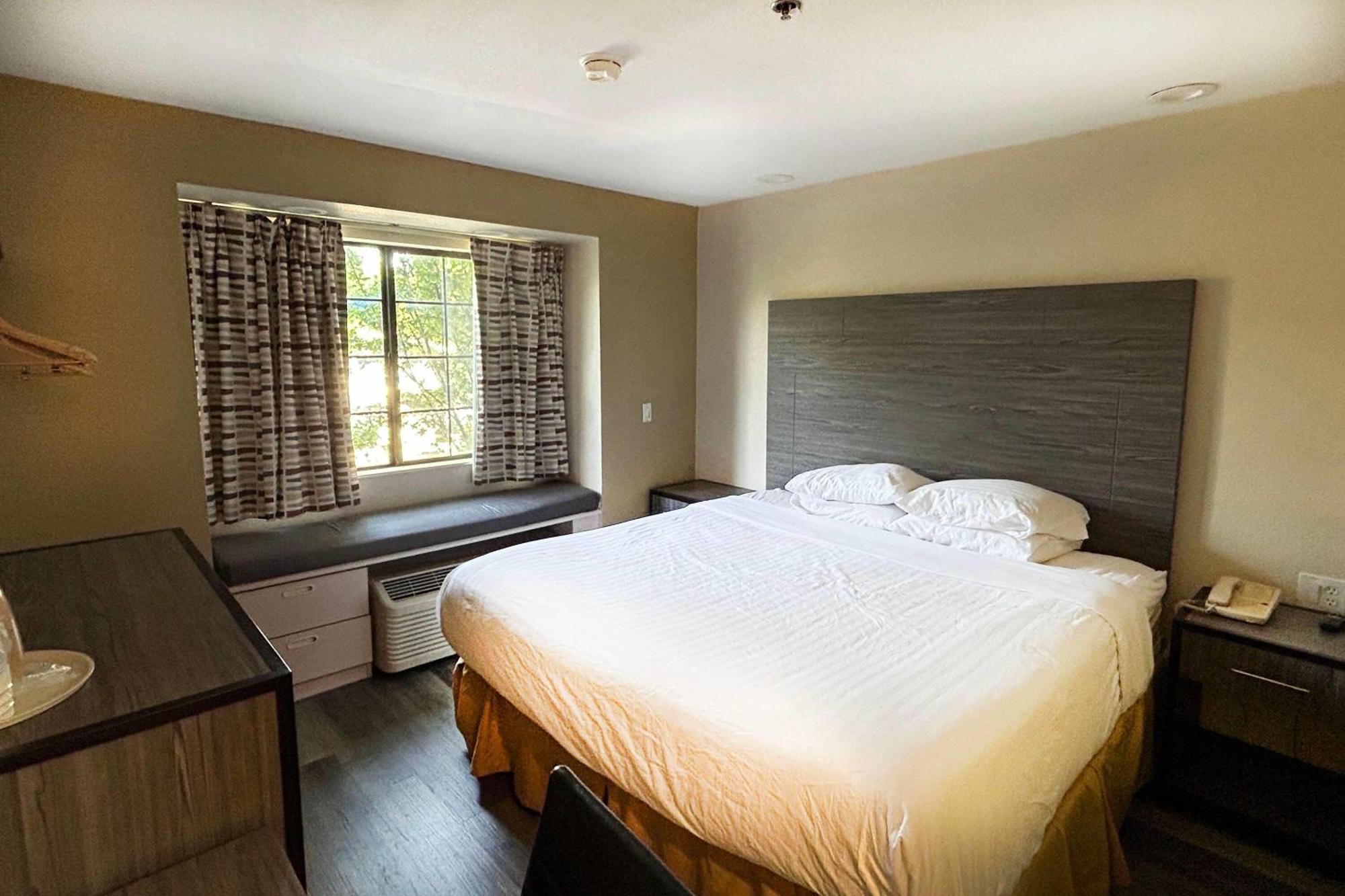 Travelodge By Wyndham Arlington/Dallas Area Exterior foto